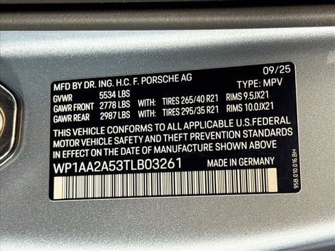 Certified 2026 Porsche Macan Turbo AWD/4WD image 26