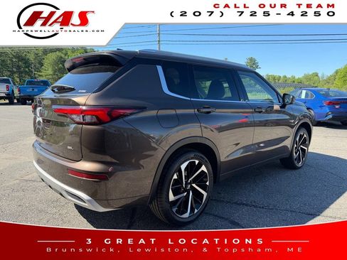 Used 2023 Mitsubishi Outlander SEL AWD/4WD image 7