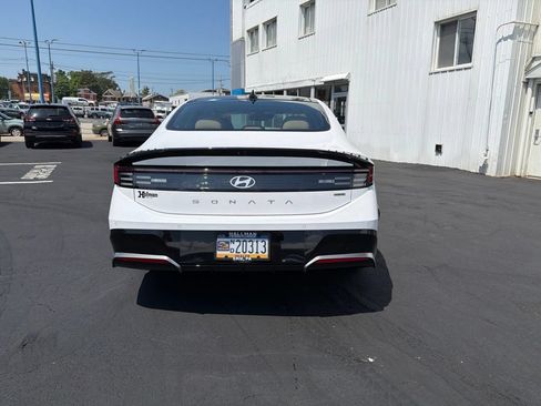 New 2026 Hyundai Sonata Limited FWD image 6
