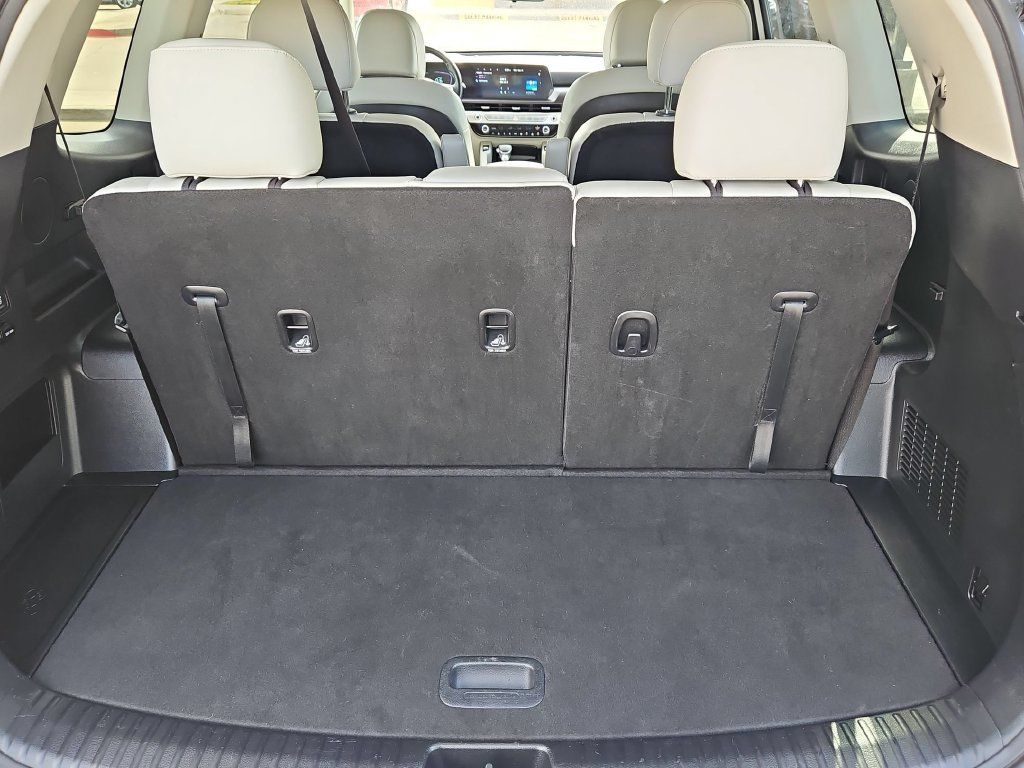 Used 2025 Kia Telluride S FWD image 29