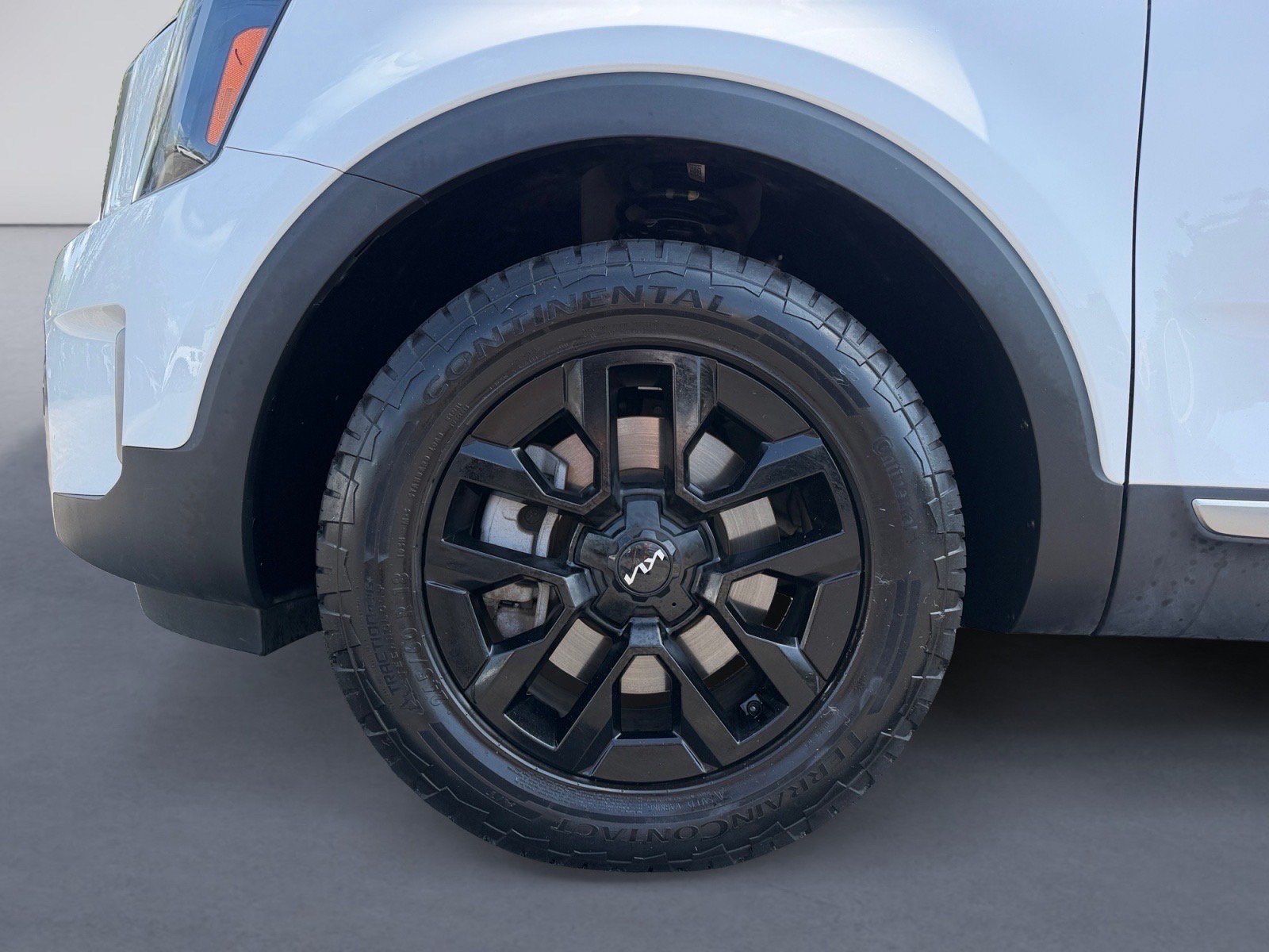 Used 2023 Kia Telluride SX Prestige X-Pro AWD/4WD image 9