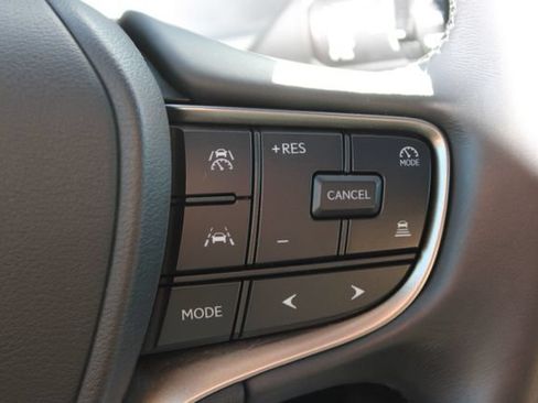 Certified 2025 Lexus UX 300h FWD image 17
