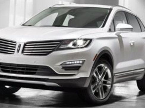 Used 2018 Lincoln MKC Select w/ Select Plus Package image 1