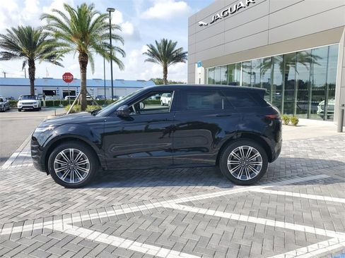 New 2026 Land Rover Range Rover Evoque Dynamic SE image 2