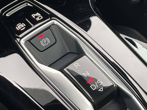 Certified 2025 Audi Q5 Premium Plus w/ Premium Plus AWD/4WD image 31