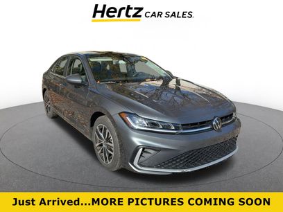 Used 2025 Volkswagen Jetta SE