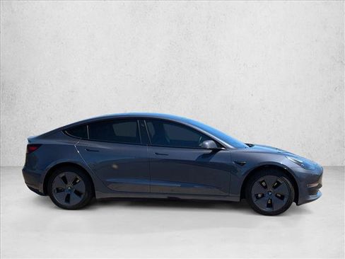 Used 2023 Tesla Model 3 Standard Range RWD image 4