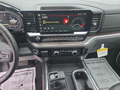 Used 2024 GMC Sierra 1500 SLT w/ SLT Premium Plus Package image 15