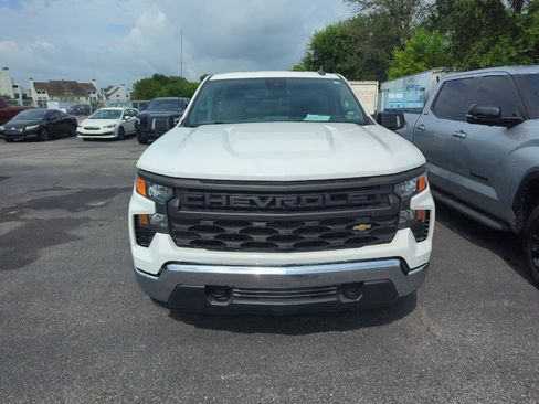 Used 2022 Chevrolet Silverado 1500 W/T w/ WT Value Package AWD/4WD image 3