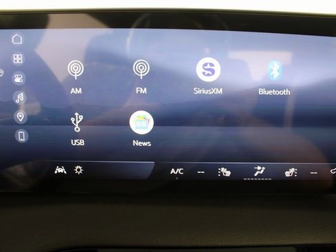 New 2026 Buick Enclave Sport Touring w/ Power Package image 7