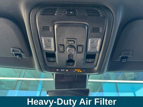 Used 2025 GMC Yukon AT4 w/ AT4 Premium Package image 25