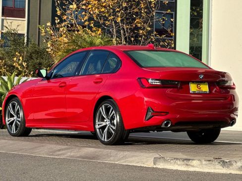 Used 2022 BMW 330i Sedan w/ Premium Package 2 image 5