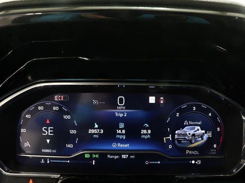 Used 2025 Chevrolet Silverado 2500 LT w/ Convenience Package image 14