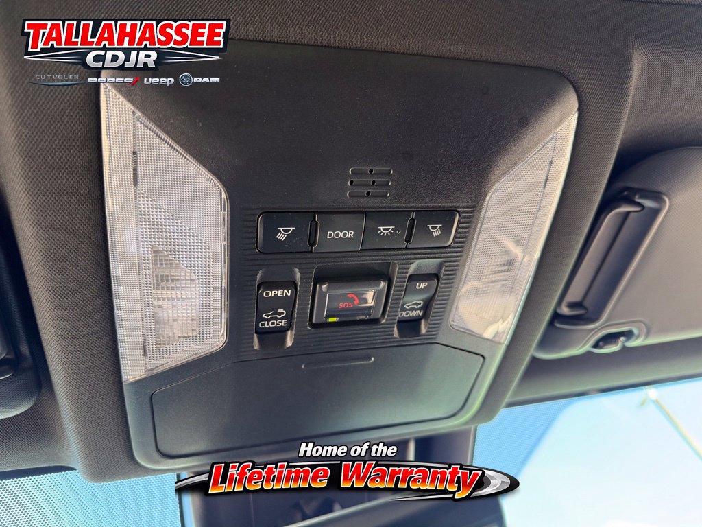 Used 2023 Toyota RAV4 XSE AWD/4WD image 28