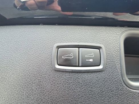 Used 2022 Porsche Macan image 29