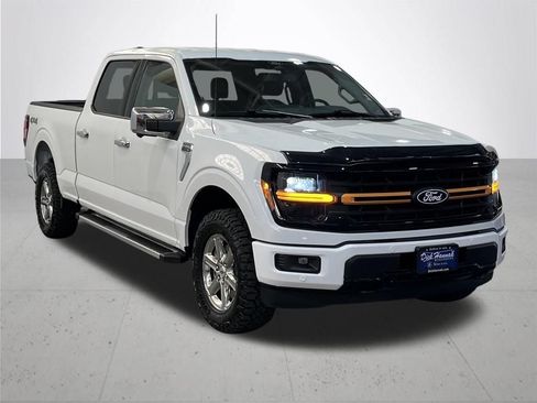 Certified 2025 Ford F150 XLT w/ Equipment Group 302A MID AWD/4WD image 9