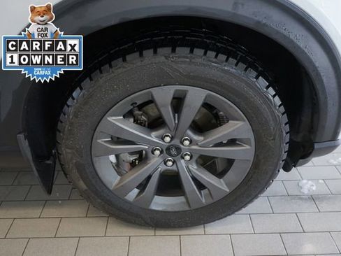 Used 2021 Ford Explorer XLT w/ Equipment Group 202A image 15