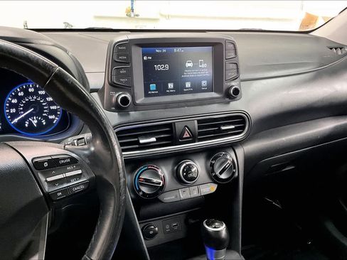 Used 2021 Hyundai Kona SEL image 9