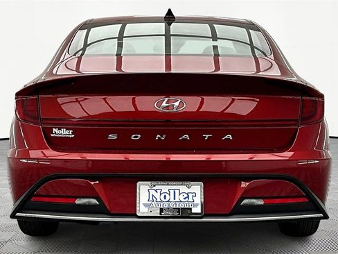 Used 2023 Hyundai Sonata SE image 4