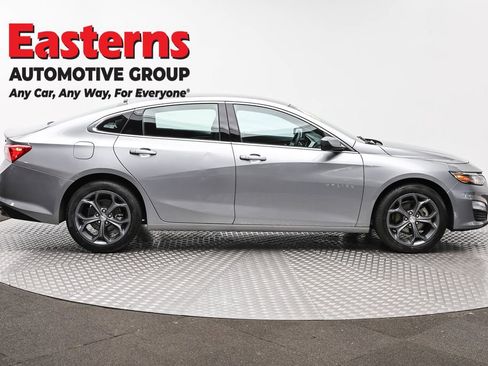 Used 2023 Chevrolet Malibu LT image 4