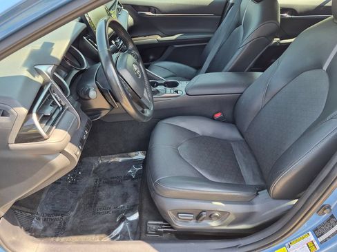 Used 2024 Toyota Camry XSE FWD image 15