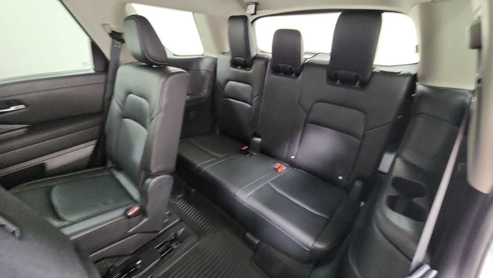 Used 2024 Nissan Pathfinder SL w/ Cargo Package AWD/4WD image 25
