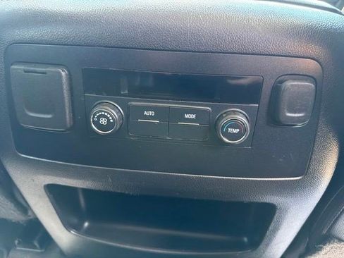 Used 2019 Chevrolet Tahoe LT AWD/4WD image 29