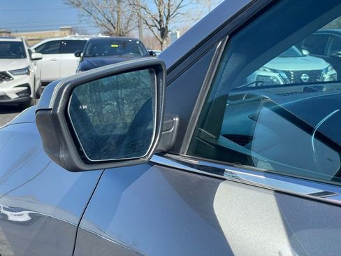 Used 2024 Chevrolet Equinox LT image 29