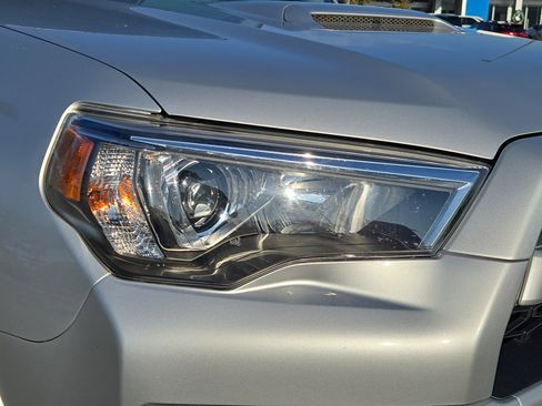 Used 2022 Toyota 4Runner TRD Sport image 5