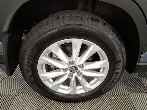 Certified 2023 Toyota Corolla Cross LE AWD/4WD image 26