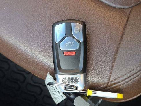 Used 2018 Audi Q5 2.0T Premium Plus w/ Premium Plus Package image 38