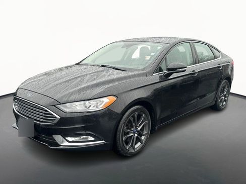 Used 2018 Ford Fusion SE image 7