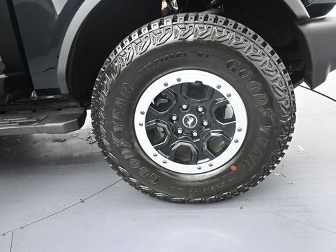 Used 2026 Ford Bronco 2-Door w/ Sasquatch Package AWD/4WD image 44