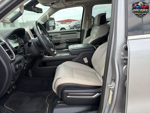Used 2025 RAM 1500 Tungsten w/ Towing Technology Group AWD/4WD image 9
