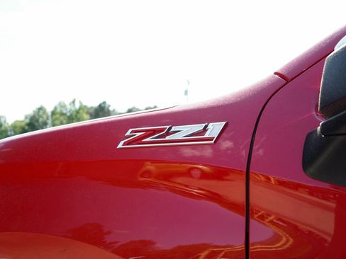 Used 2019 Chevrolet Silverado 1500 LT w/ All-Star Edition AWD/4WD image 21