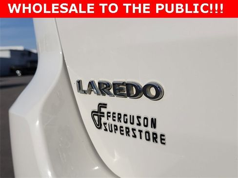 Used 2011 Jeep Grand Cherokee Laredo w/ Trailer Tow Group image 6