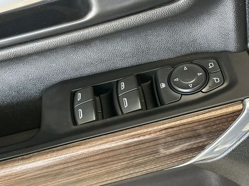 Used 2022 Chevrolet Silverado 3500 LT w/ Convenience Package AWD/4WD image 13