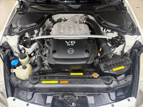 Used 2006 Nissan 350Z Enthusiast w/ (N93) Cargo Convenience Pkg RWD image 7