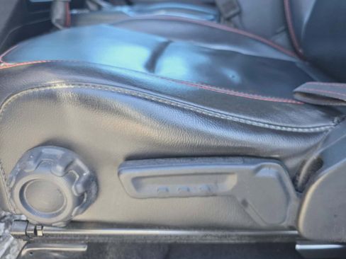 Used 2021 Jeep Wrangler Unlimited Rubicon w/ Xtreme Recon 35" Tire Package image 14