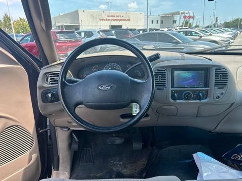 Used 2004 Ford F150 XL RWD image 19