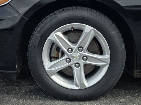 Used 2019 Chevrolet Malibu LS w/ LPO, Convenience Package 1 image 11