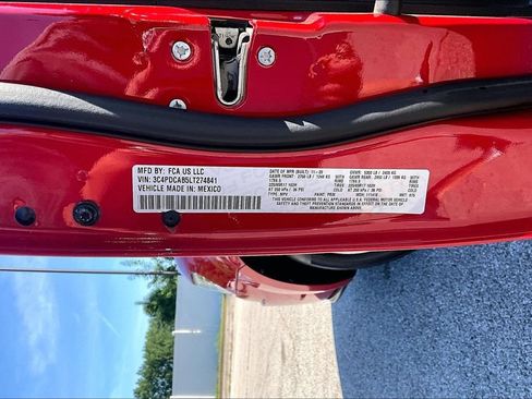 Used 2020 Dodge Journey SE w/ SE Popular Equipment Group FWD image 38