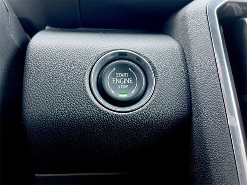 New 2026 GMC Acadia Elevation image 15