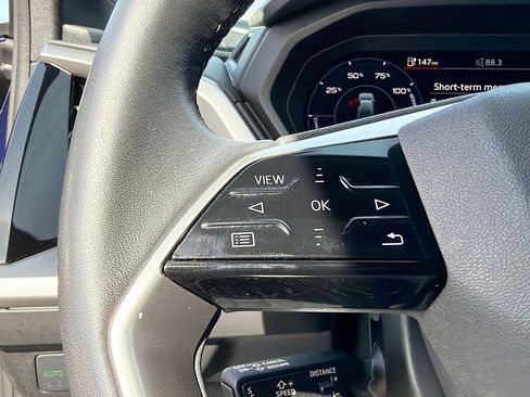 Used 2024 Audi Q4 e-tron Premium image 35