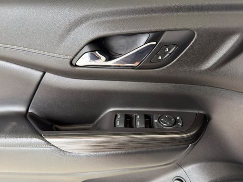 Used 2019 GMC Acadia SLT AWD/4WD image 12