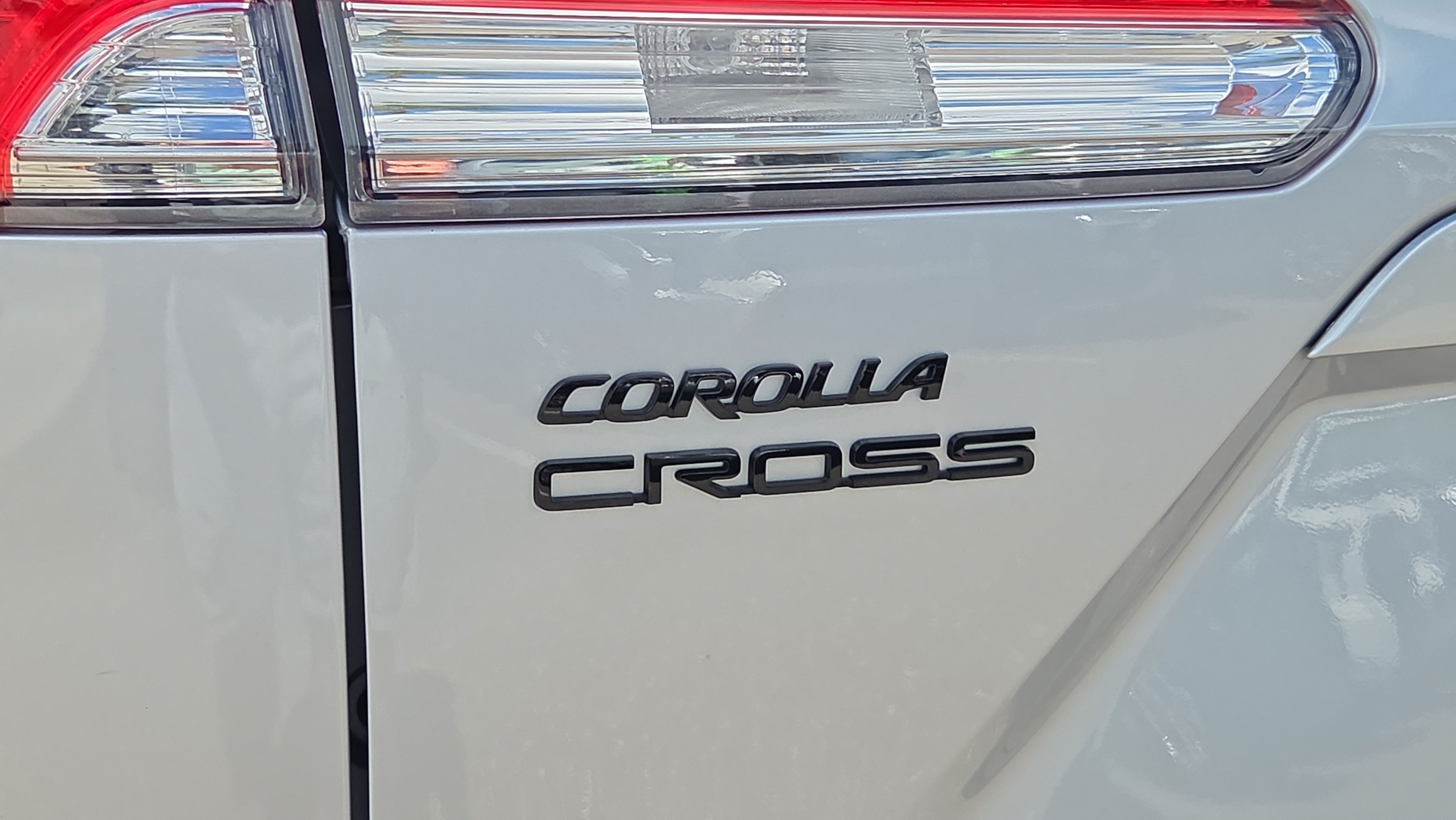 Certified 2023 Toyota Corolla Cross AWD Hybrid image 30