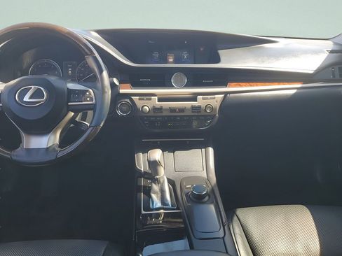 Used 2016 Lexus ES 350 w/ Premium Package w/Wood Trim image 10