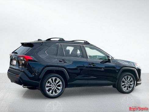 Certified 2023 Toyota RAV4 XLE Premium FWD image 7