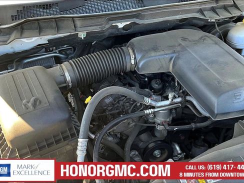 Used 2023 RAM 1500 Classic SLT w/ Trailer & Traction Group image 31