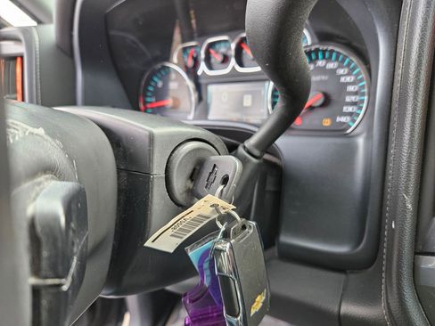 Used 2018 Chevrolet Silverado 1500 High Country image 20